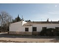 Landhuis met 2 slaapkamers en 1 badkamer te koop in Lel, Pinoso. in Alicante Dream Homes API 1122