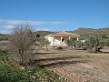 Gemütliches Landhaus mit 2 Schlafzimmern, atemberaubender Aussicht und asphaltierter Zufahrt, 11 km von Yecla in Alicante Dream Homes API 1122