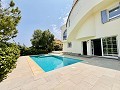 Villa de 5 dormitorios en La Zenia in Alicante Dream Homes API 1122