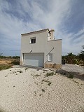 Prachtige villa met 6 slaapkamers en 5 badkamers in Pinoso. in Alicante Dream Homes API 1122