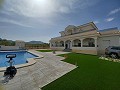 Prachtige villa met 6 slaapkamers en 5 badkamers in Pinoso. in Alicante Dream Homes API 1122
