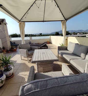 Schönes Apartment mit 2 Schlafzimmern und 1 Bad in La Matanza.