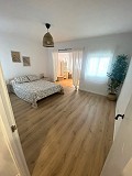 Volledig gerenoveerd appartement, klaar om in te trekken in Elda in Alicante Dream Homes API 1122