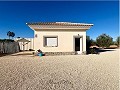 Prachtige villa met 4 slaapkamers en 4 badkamers in Pinoso. in Alicante Dream Homes API 1122