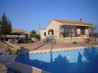 Beautiful villa with swimming pool in Alicante Dream Homes
