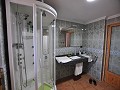 Großes 4-Bett-Familienhaus mit 4-Bett-Gästehaus in Alicante Dream Homes API 1122