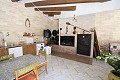Großes Landhaus mit Marmorgeschäft und Weinplantage in Alicante Dream Homes API 1122