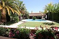 Große Villa mit Pool und Garten in Alicante Dream Homes API 1122