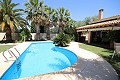 Chalet Aislado con piscina y jardín in Alicante Dream Homes API 1122