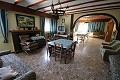 Freistehende Villa in der Nähe der Stadt in Caudete in Alicante Dream Homes API 1122
