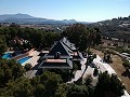 Atemberaubende freistehende Villa mit einem zweiten Haus, nur wenige Gehminuten von Monovar entfernt in Alicante Dream Homes API 1122