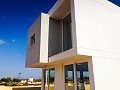Stijlvolle villa met 4 slaapkamers en 3 badkamers in Gran Alacant in Alicante Dream Homes API 1122