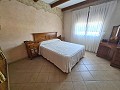 Luxe huis met 3 slaapkamers en bijgebouwen in Alicante Dream Homes API 1122