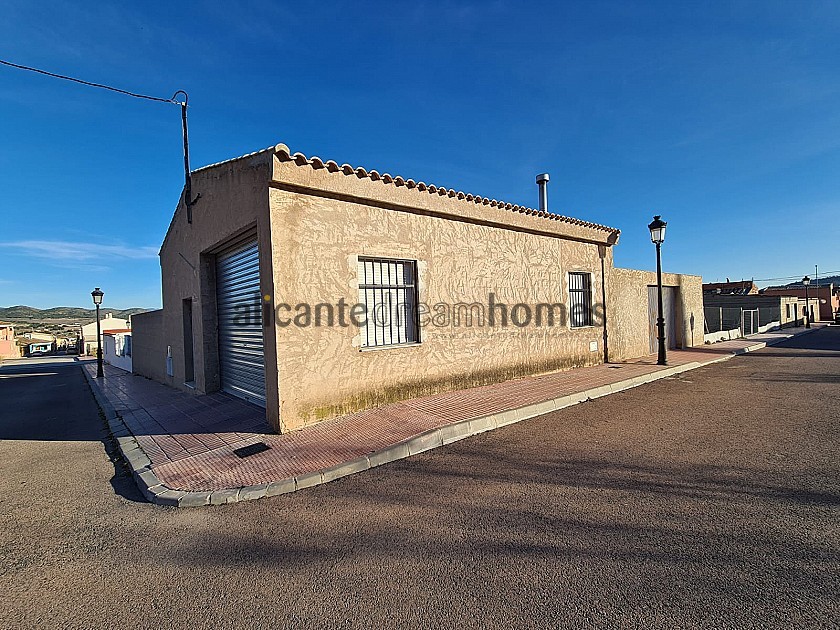 100m2 property (urban) with pool in Alicante Dream Homes