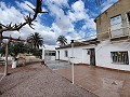 Halfvrijstaand landhuis in La Romana in Alicante Dream Homes API 1122