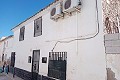 Zentrales Stadthaus im Herzen von Sax in Alicante Dream Homes API 1122