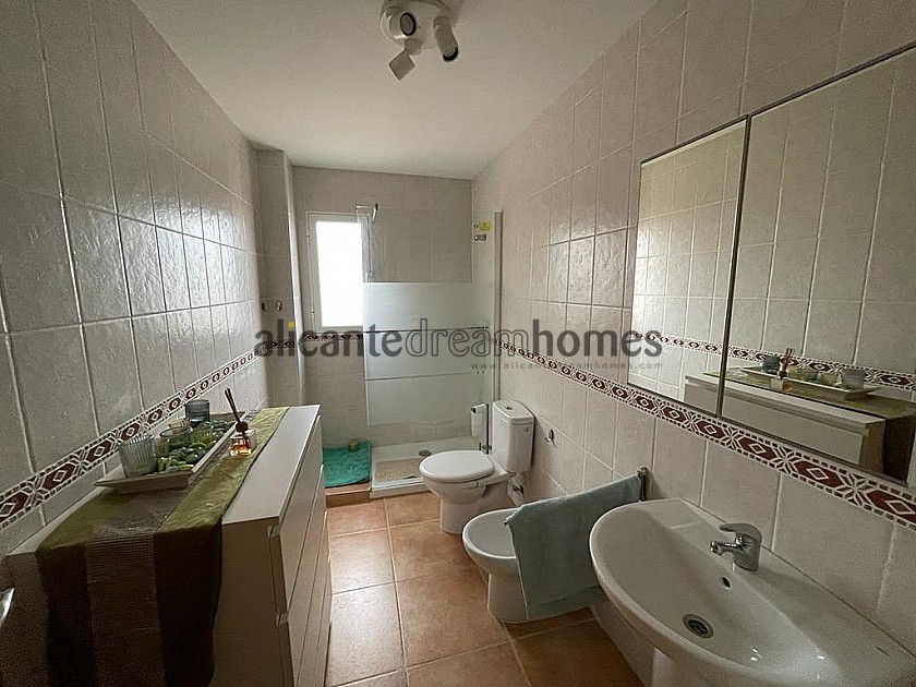 Furnished 2 Bed Apartment  in Alicante Dream Homes