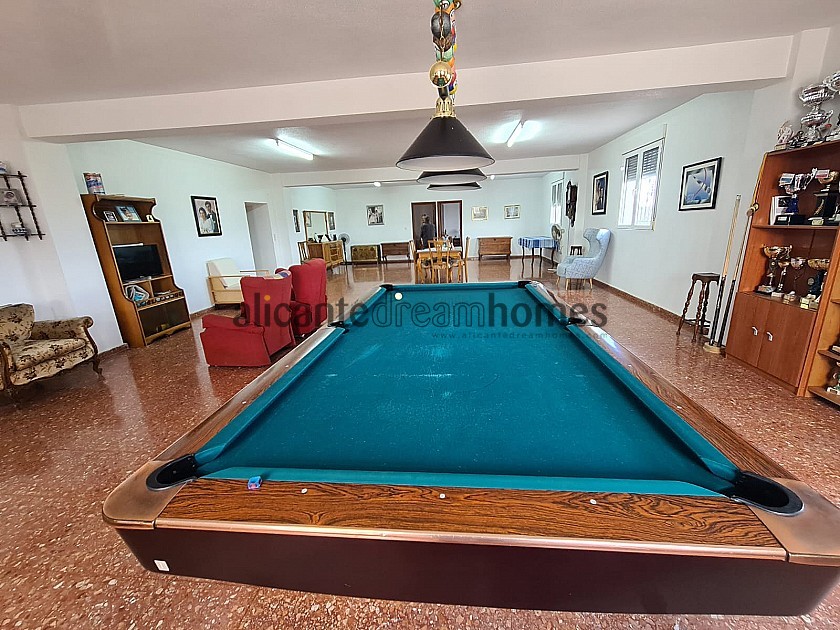 Large 5 Bed Country House with Pool  in Alicante Dream Homes