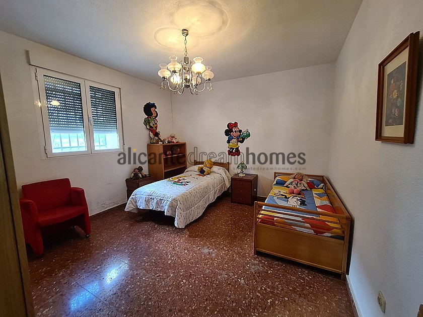 Large 5 Bed Country House with Pool  in Alicante Dream Homes