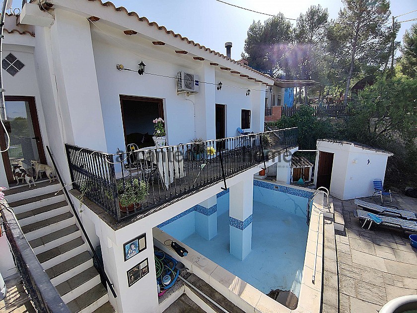 Freistehendes Landhaus mit Pool in Stadtnähe in Alicante Dream Homes