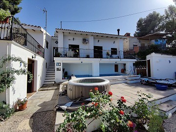 Landhaus in Alicante, Monovar