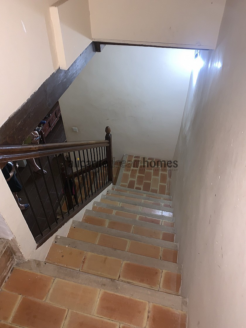4/5 Bed Villa walk to Aspe Town in Alicante Dream Homes
