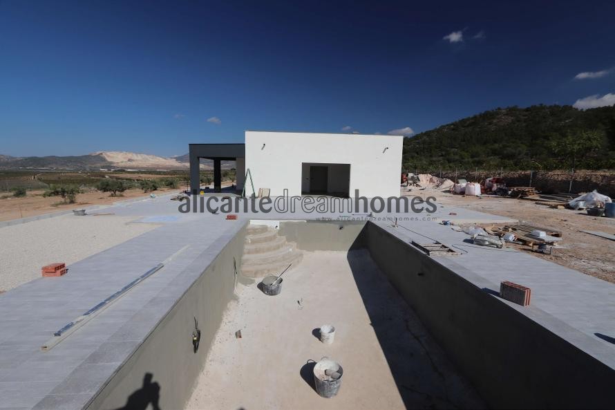 Villa neuve moderne Villa de 3 chambres avec piscine et garage in Alicante Dream Homes