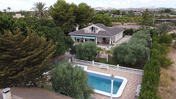 Villa in Alicante, Elche