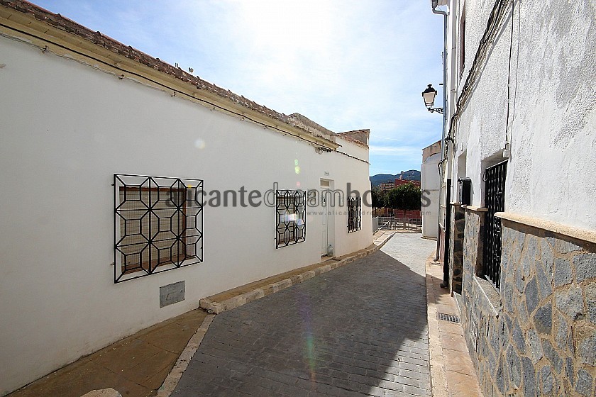 Beautiful Townhouse near the Castle in Alicante Dream Homes