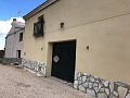 Oude finca volledig gerenoveerd met zwembad en originele bodega in Alicante Dream Homes API 1122