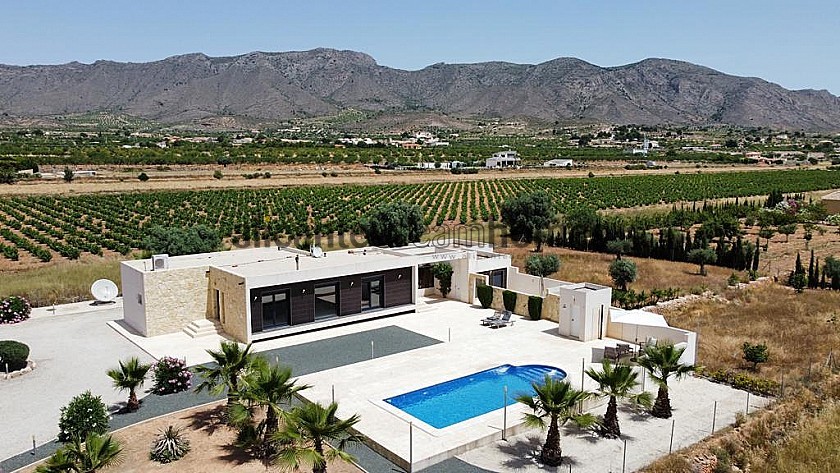 Hondon Villa with annex and pool 2km to Hondon Frailes in Alicante Dream Homes