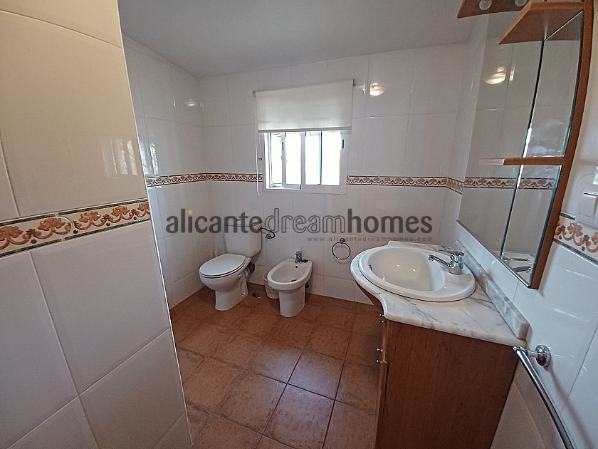 Large villa with separate apartment and Rent to buy Option in Alicante Dream Homes