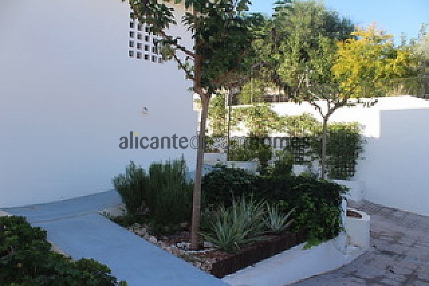 Prachtige villa gelegen in El Reloj (Fortuna) in Alicante Dream Homes