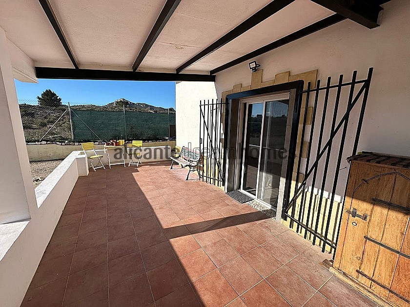 Finca de 2 Dormitorios Bellamente Reformada Fuera de la Red en un Parque Nacional in Alicante Dream Homes