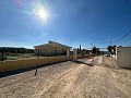 Schöne Villa mit 3 Schlafzimmern und 2 Bädern in Fortuna in Alicante Dream Homes API 1122