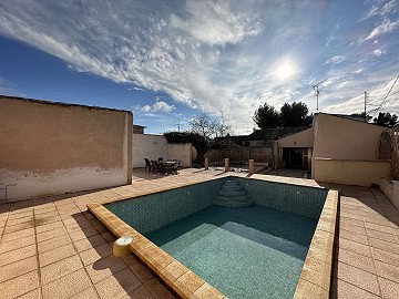 Village House with a swimming pool between Monovar and Pinoso