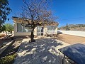 Villa met 3 slaapkamers met uitzicht op het zwembad en het kasteel in Alicante Dream Homes API 1122