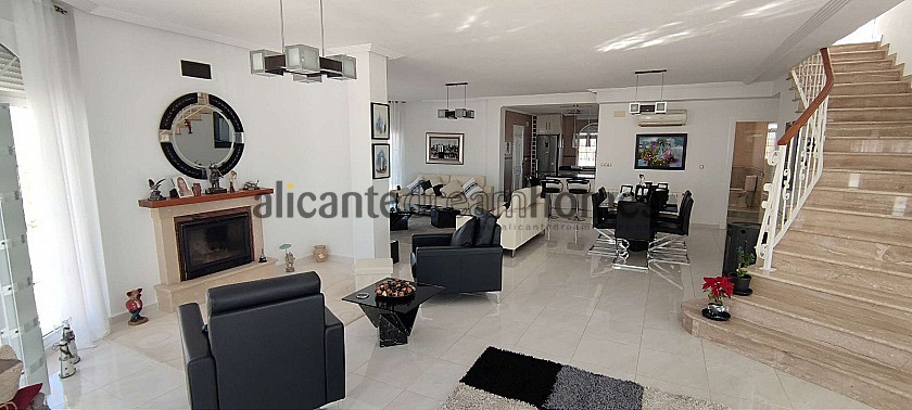 Villa in Pinoso - Wiederverkauf in Alicante Dream Homes