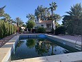 Impresionante villa de 5 dormitorios y 3 baños con piscina y cancha de tenis. in Alicante Dream Homes API 1122