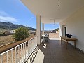 Schöne 3-Bett-2-Bad-Villa mit Blick auf die Berge in Alicante Dream Homes