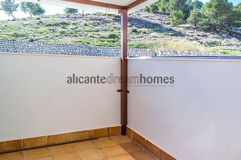 Stadthaus in Yecla - Wiederverkauf in Alicante Dream Homes