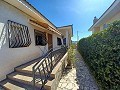 Villa in der Stadt Salinas auf einem städtischen Grundstück von 582 m2 in Alicante Dream Homes API 1122