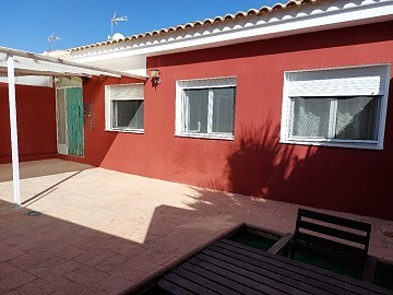 Herenhuis met 3 slaapkamers en 2 badkamers in Casas del Señor