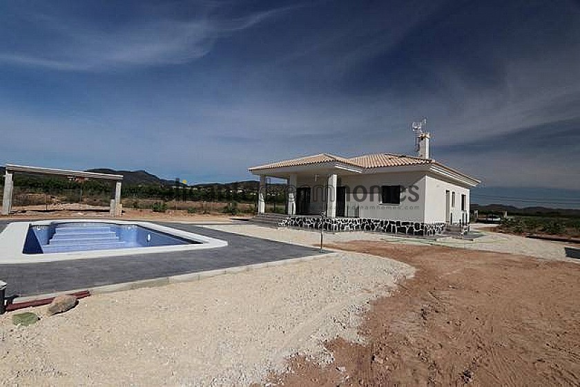 Neubauvilla in Pinoso Alicante in Alicante Dream Homes