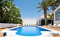Villa élégante de 5 chambres avec piscine privée, à 5 minutes de la plage in Alicante Dream Homes API 1122