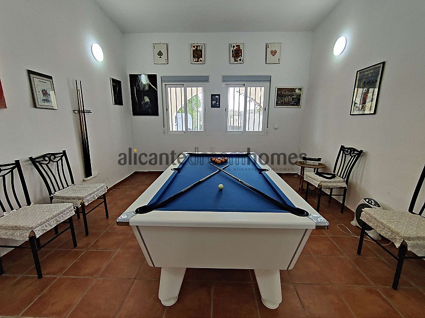 Detached Villa in Fortuna with a guest house, pool and tourist license in Alicante Dream Homes