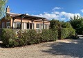 Schöne und geräumige 2-Schlafzimmer-Villa in Salinas mit privatem Pool in Alicante Dream Homes API 1122
