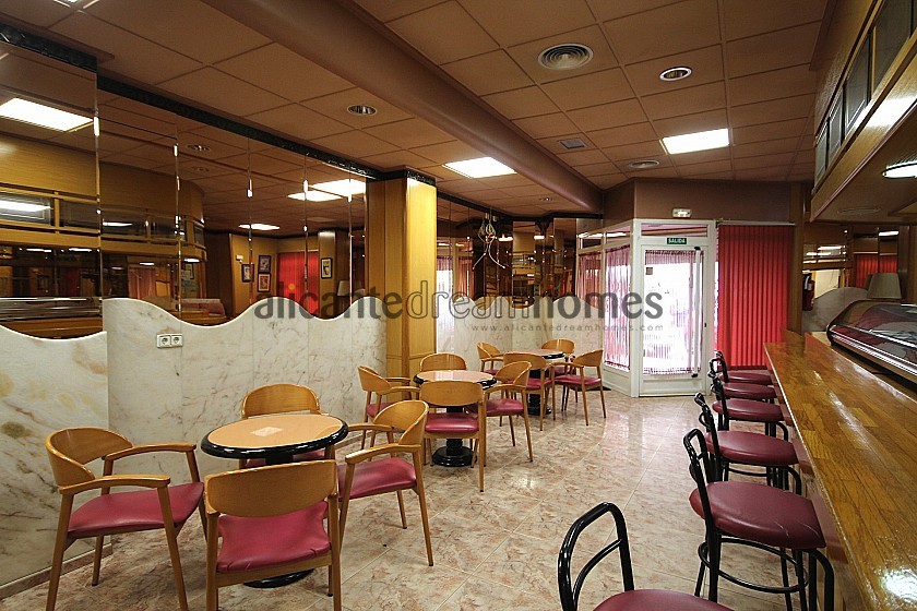 Bar/Restaurant avec Licence in Alicante Dream Homes