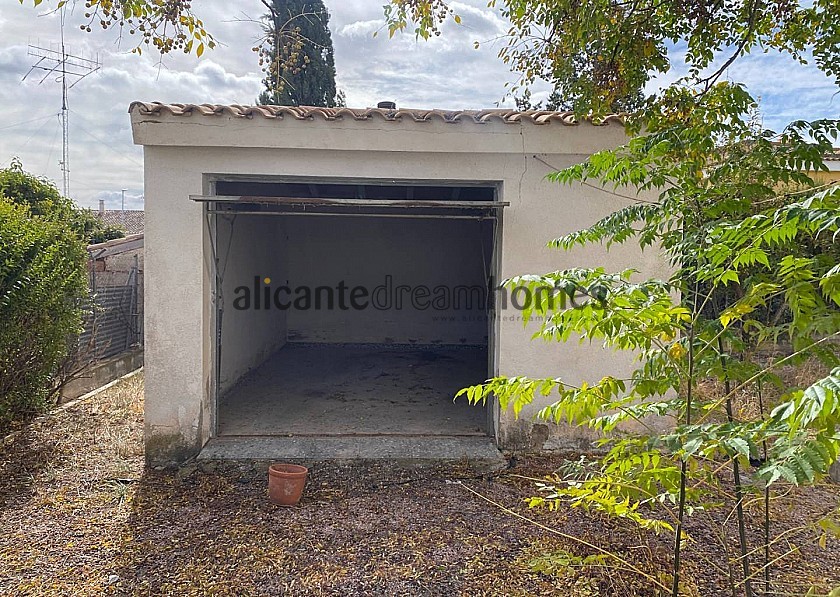 Maison de ville avec 3 chambres et 2 salles de bain avec terrain in Alicante Dream Homes