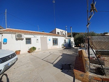 Amplia Casa de 6 Dortoirs à Peña Zafra Baja